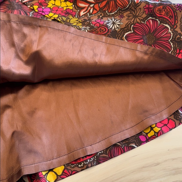 Lily Pulitzer Brown Silk Floral Paisley 70s Vibes 6 - Picture 9 of 10